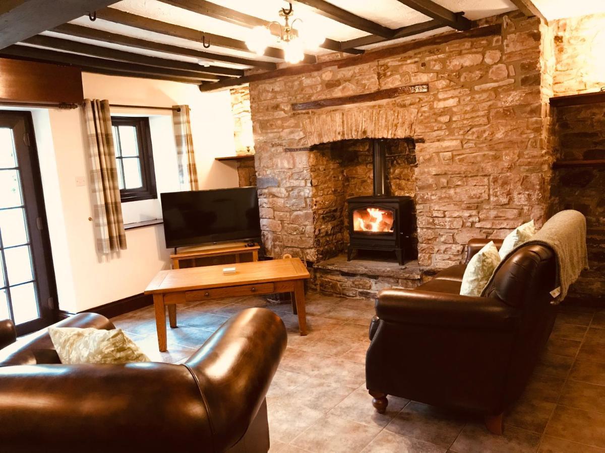 Cobblers Cottage In Brecon Beacons ภายนอก รูปภาพ